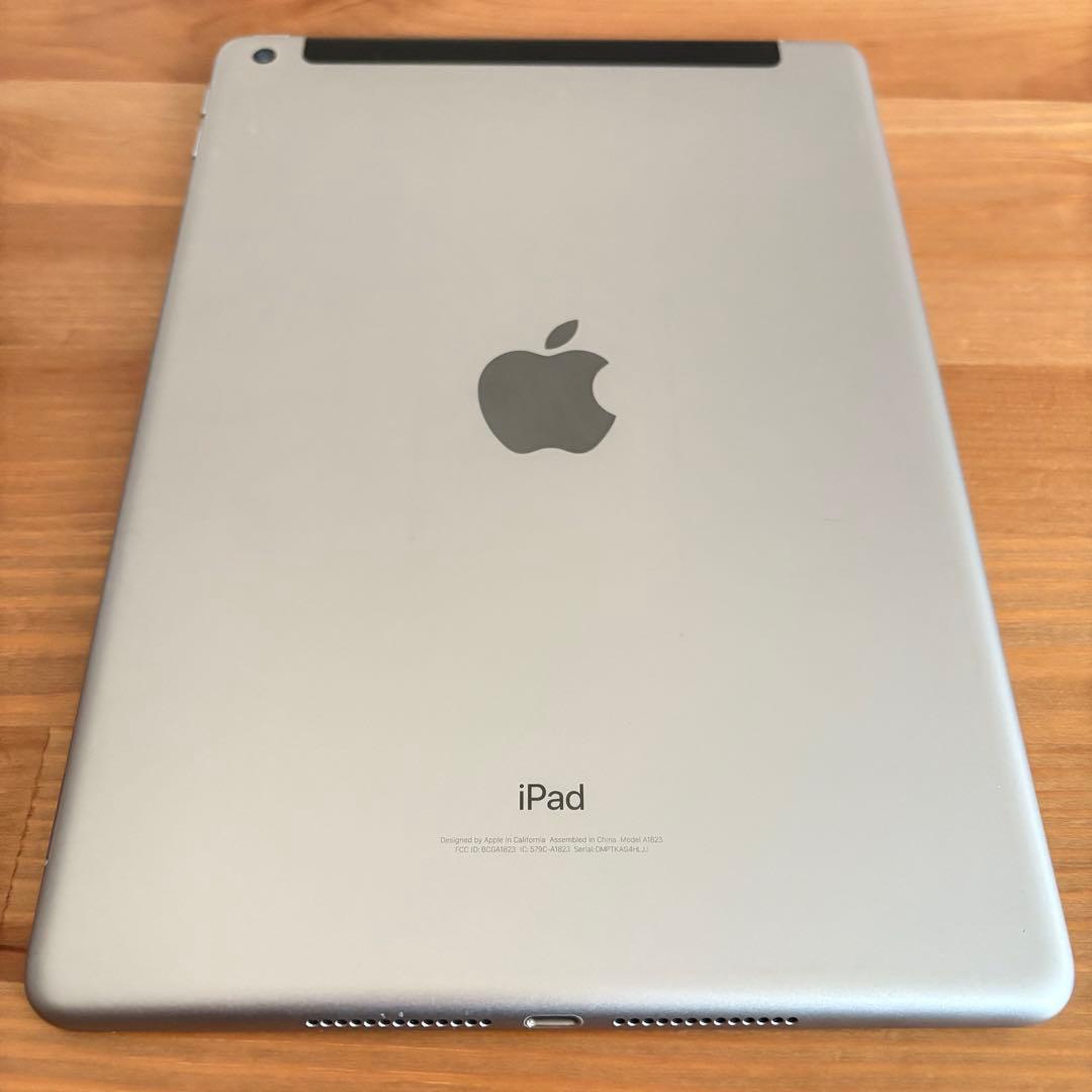 iPad 第5世代 Wi-Fi ＋cellular 容量 32GB