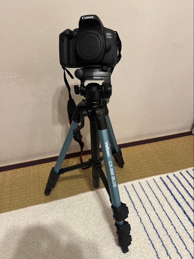 canon EOS kiss x8i(w) と三脚セット