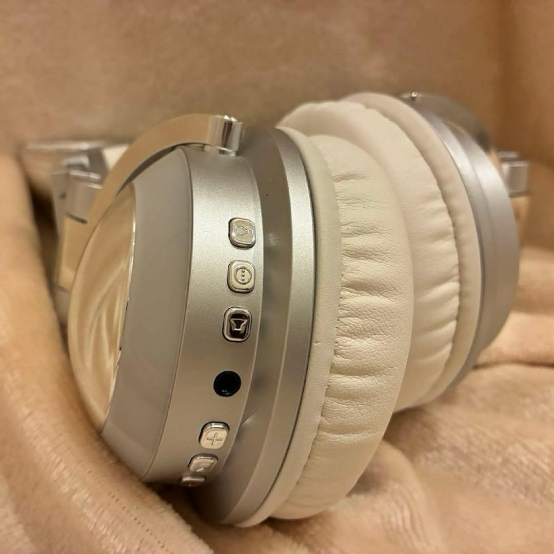 【限定品】アリアナ・グランデ Brookstone ワイヤレスヘッドホン