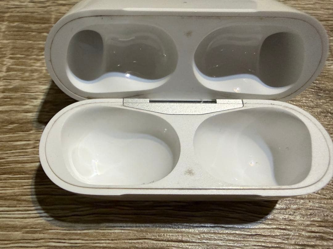 Airpods pro 2 第二世代 刻印入り　typec