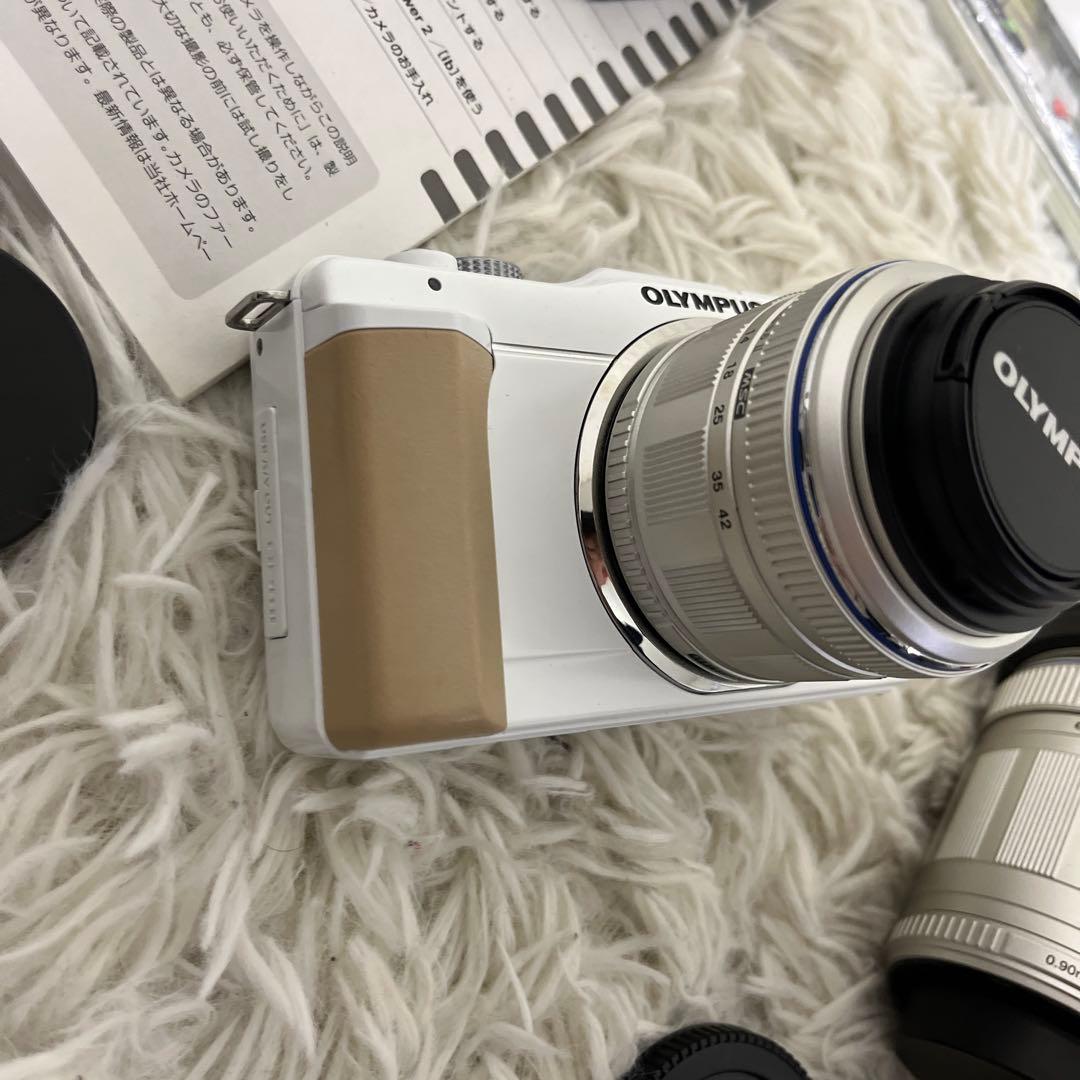 【美品】E-pl1s ダブルズームキット　ホワイト　動作確認済み　手ぶれ補正×