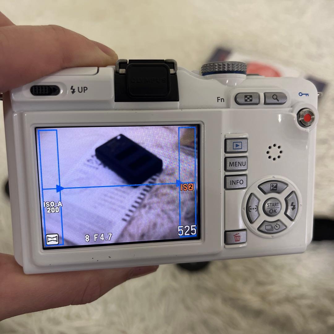 【美品】E-pl1s ダブルズームキット　ホワイト　動作確認済み　手ぶれ補正×