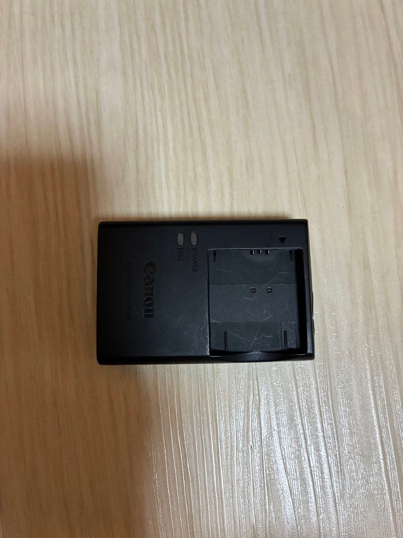 IXY200 コンパクトデジタルカメラ　Canon
