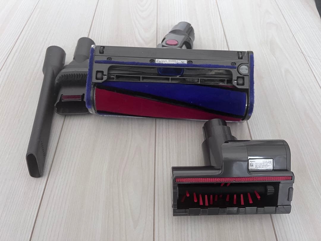 Dyson SV11掃除機　dyson V7 slim