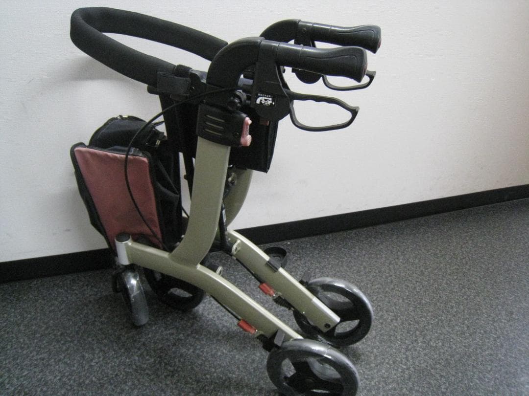介護用品 歩行車 リトルターン ハイタイプ　 リハビリ