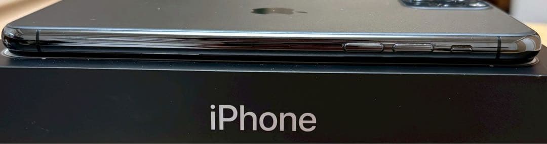 【美品】iPhone 11 PRO MAX 256GB スペースグレイ　本体