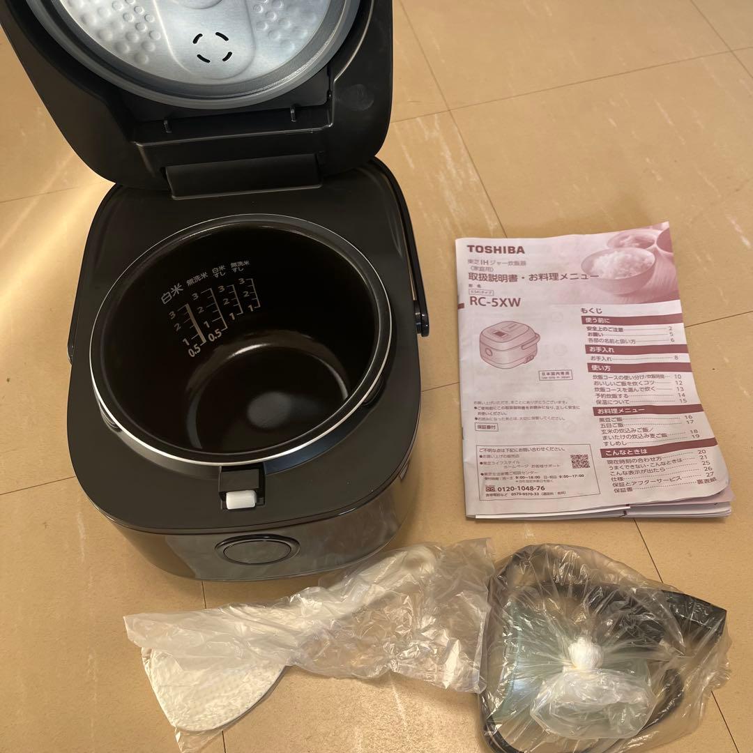 TOSHIBA RC-3XW 炊飯器 IH加熱 3合