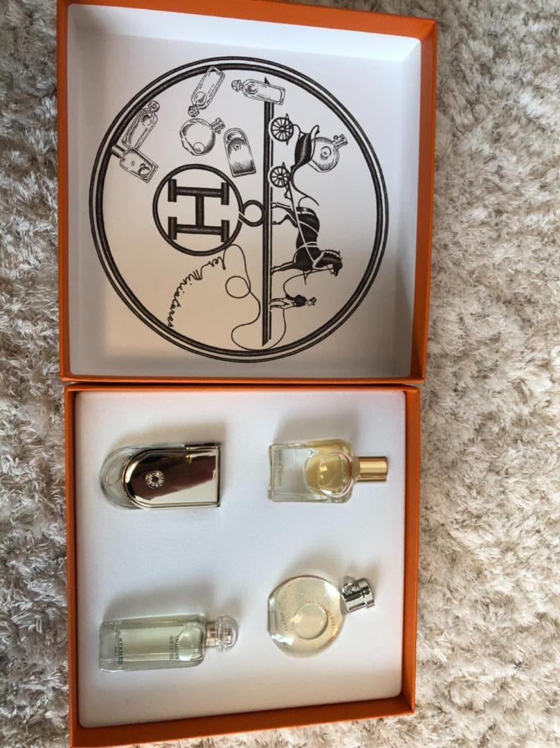 【新品未使用】Hermes香水ミニチュア セット