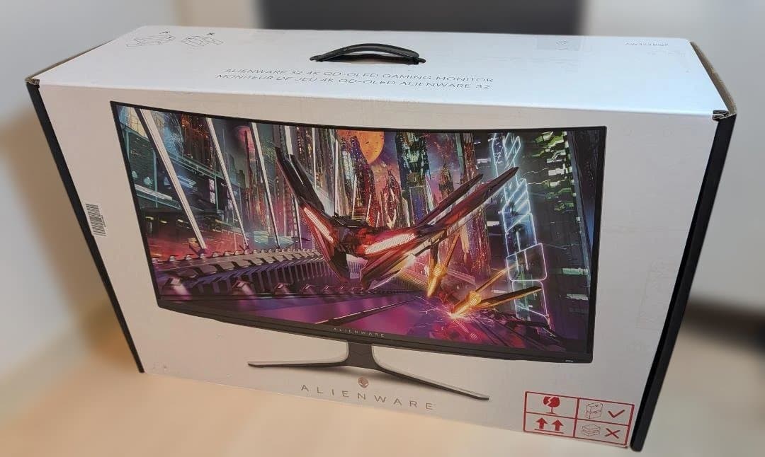 Alienware 32 4K 有機EL ゲーミング モニター AW3225QF