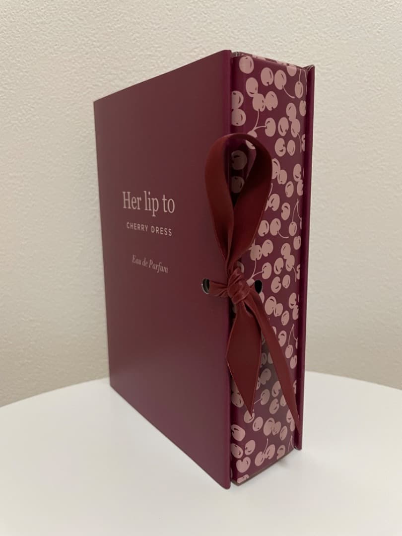 新品未開封　herlipto Parfum CHERRY DRESS 香水