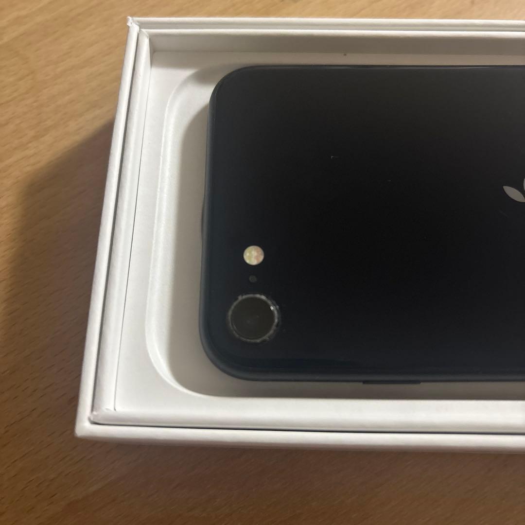 【ジャンク品】iPhoneSE 第3世代　64GB