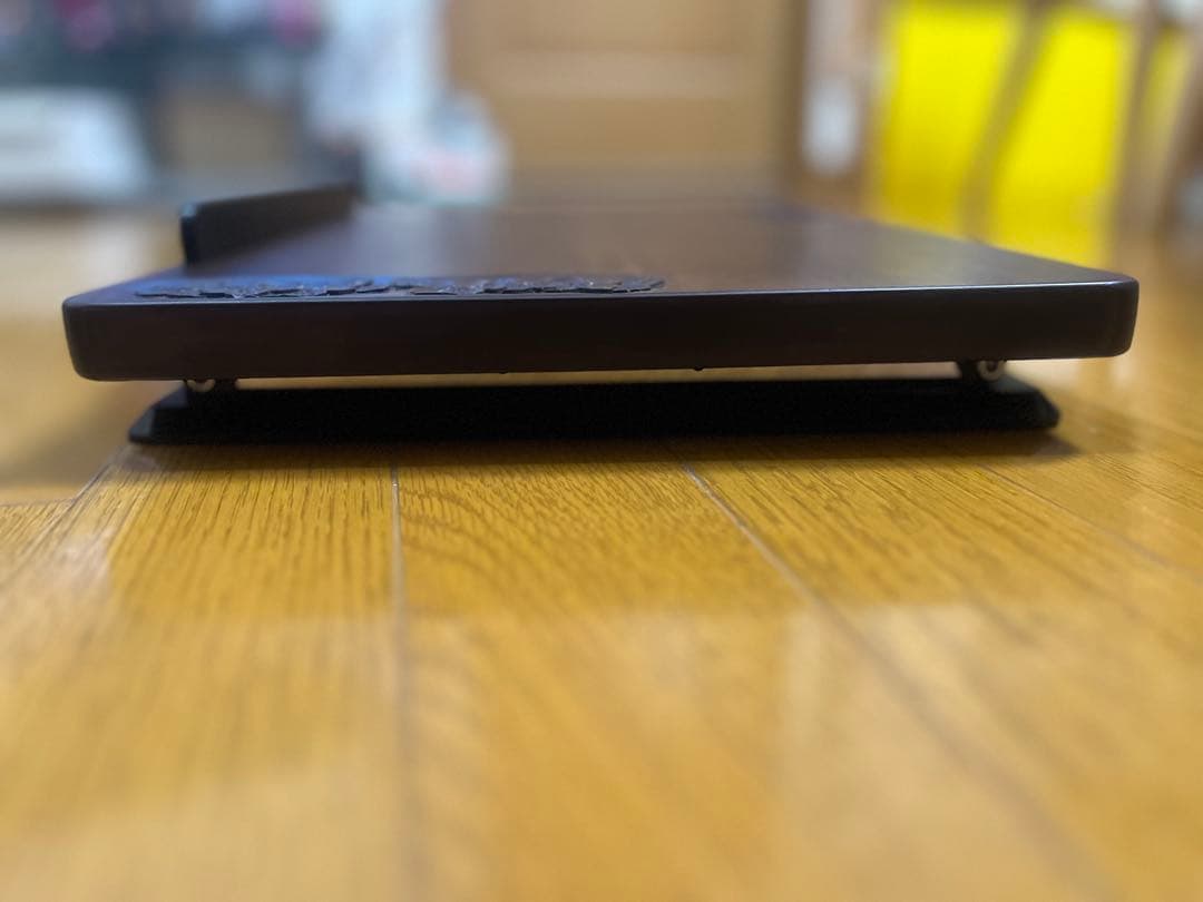 PCスタンド軽井沢彫り　高級　1点物　職人手作り