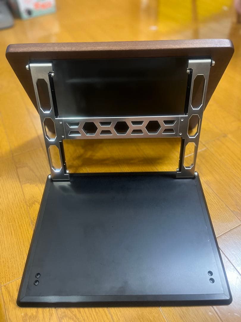 PCスタンド軽井沢彫り　高級　1点物　職人手作り