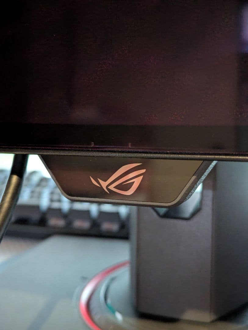 ASUS ROG STRIX XG27AQDMG 有機EL　27インチ