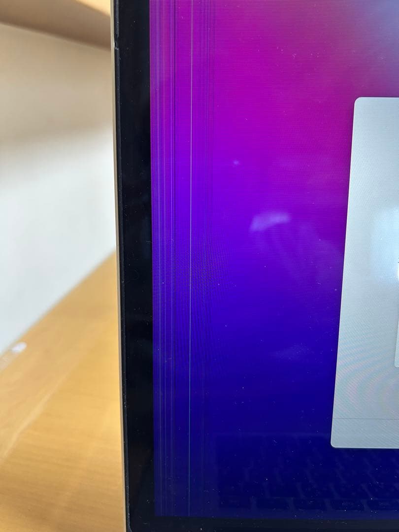 【画面縦線有り】MacBook Pro (15-inch, Mid 2015)
