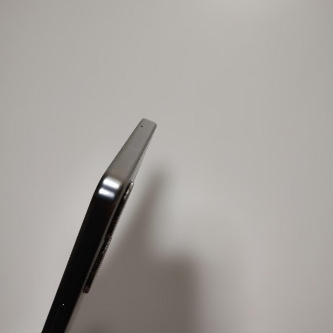ZTE あんしんファミリースマホ ホワイト　A303ZT