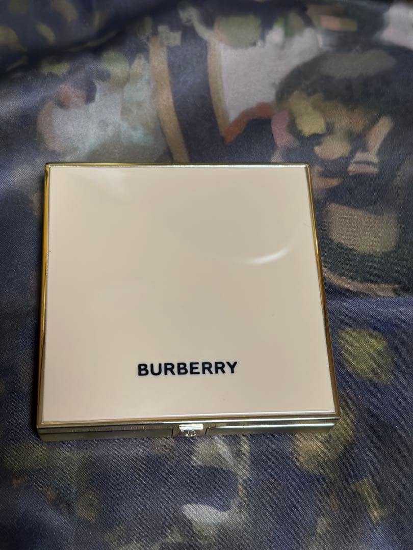 BURBERRY アイシャドウパレット アイクワッド 4.7g