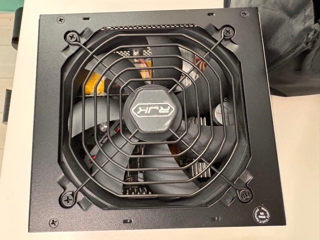 RAIJINTEK CRATOS 1200 1200W 電源ユニット