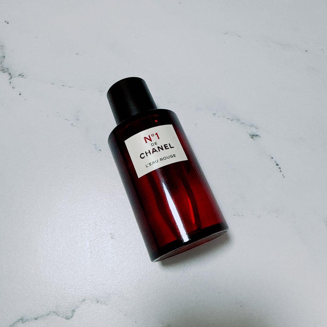 【お値下げ！】CHANEL N°1 L'Eau Rouge 香水