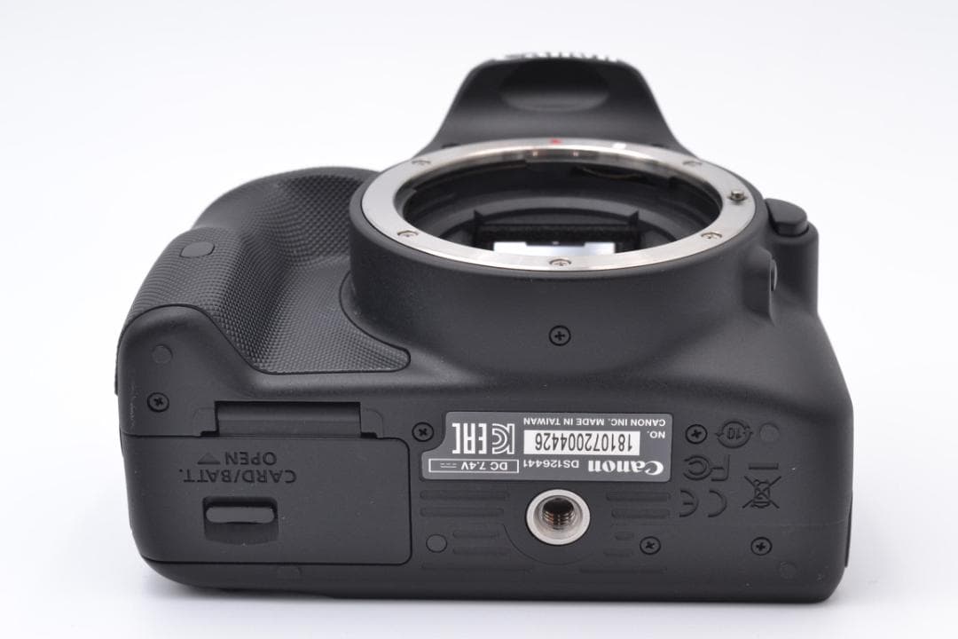 ■ 美品・S数極少 ■ キャノン　Canon KissX7 ダブルレンズ