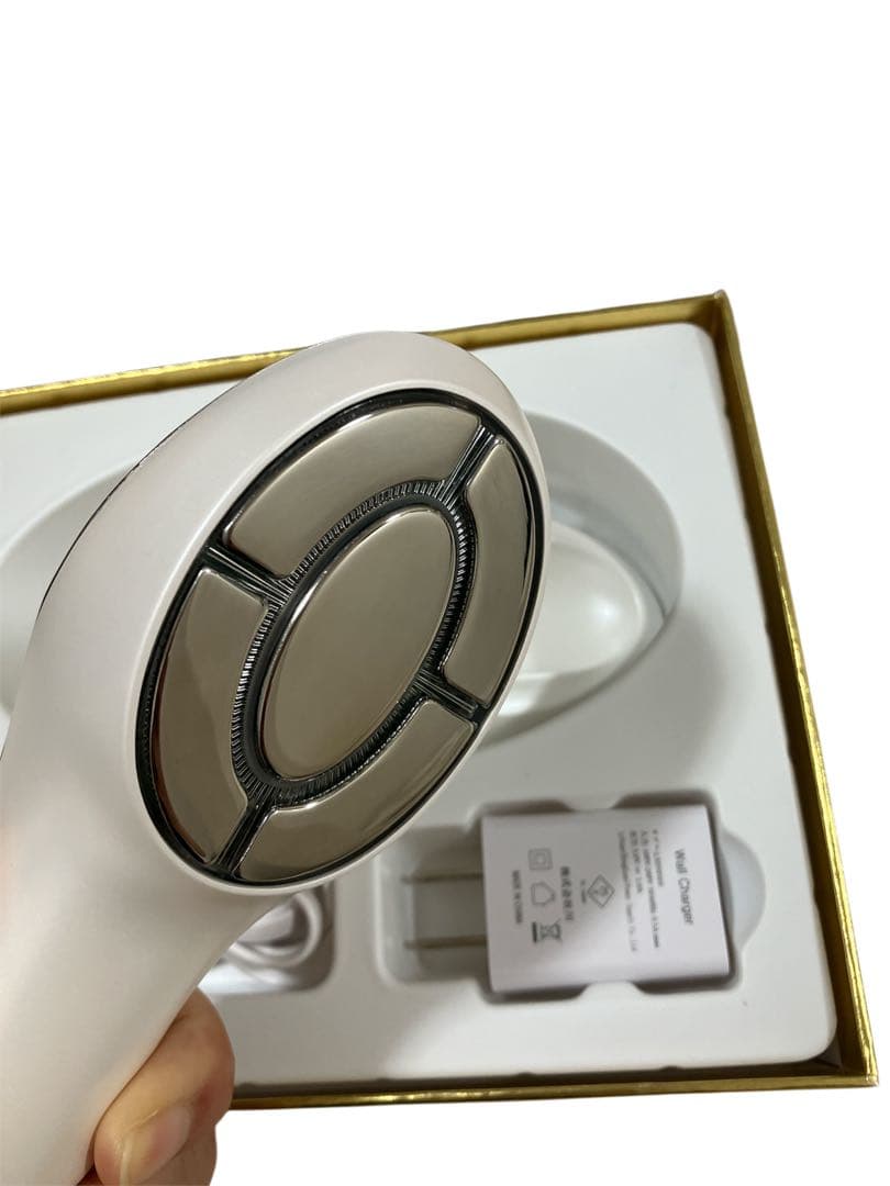 最終値下げ‼️ME Laboum ラボン IKKOプロデュース 美容器　専用ジェル