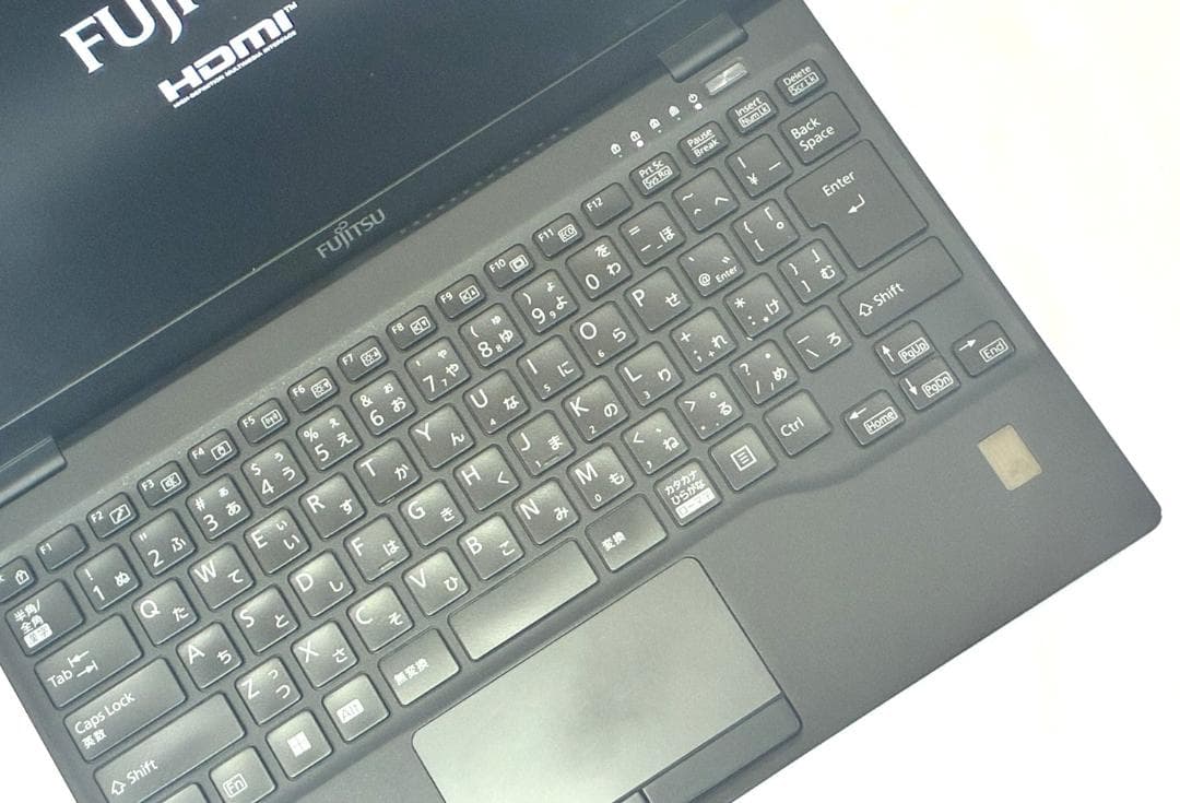 美品 LIFEBOOK U9312K 2022年製 薄型 LTE i5 12世代