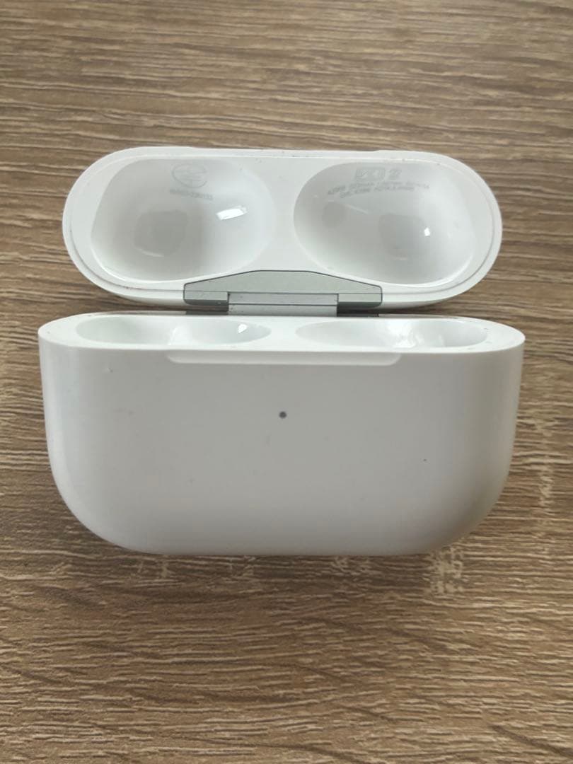 Apple AirPods Pro2 type-c 充電ケースのみ