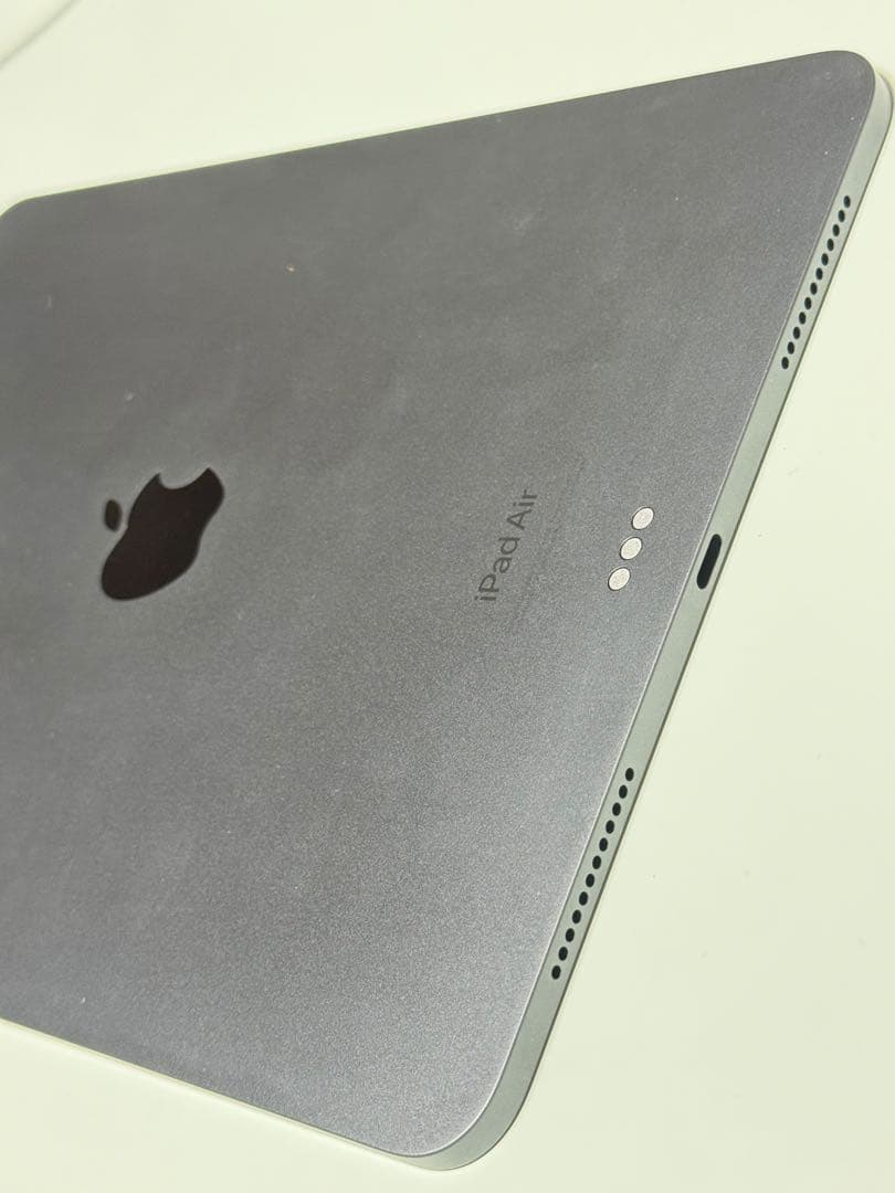 iPadAir 第5世代 WiFiモデル 64GB