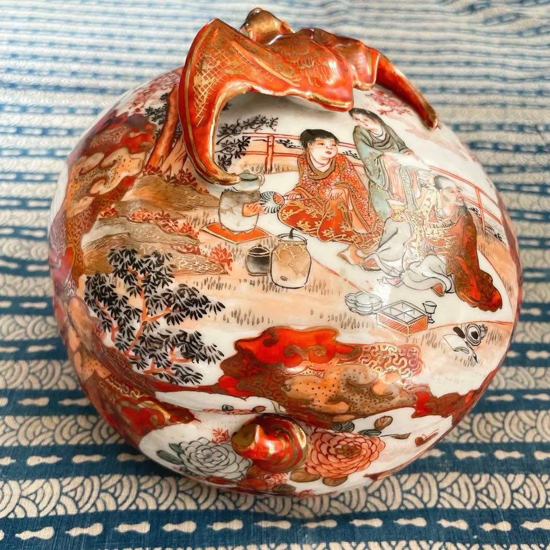 蝙蝠　桃　時代九谷焼 金彩細密描 桃型蓋物（共箱付）吉祥蝙蝠文 再興九谷の面影