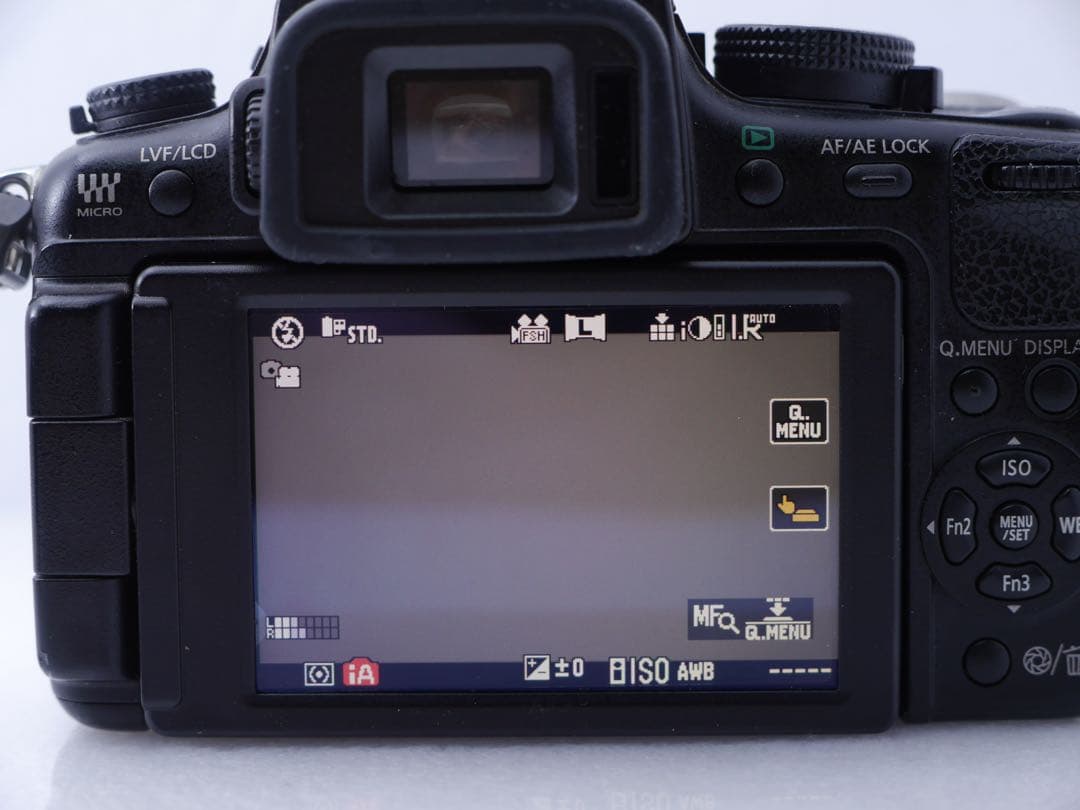 Panasonic DMC-GH2 本体