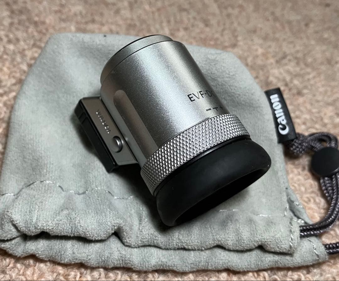 EOS M6 Mark II (シルバー) とレンズ4本 その他アクセサリー