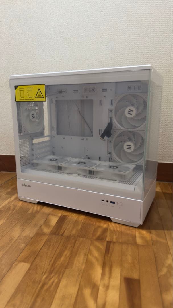zalman p10 white ＋ケースファン3個
