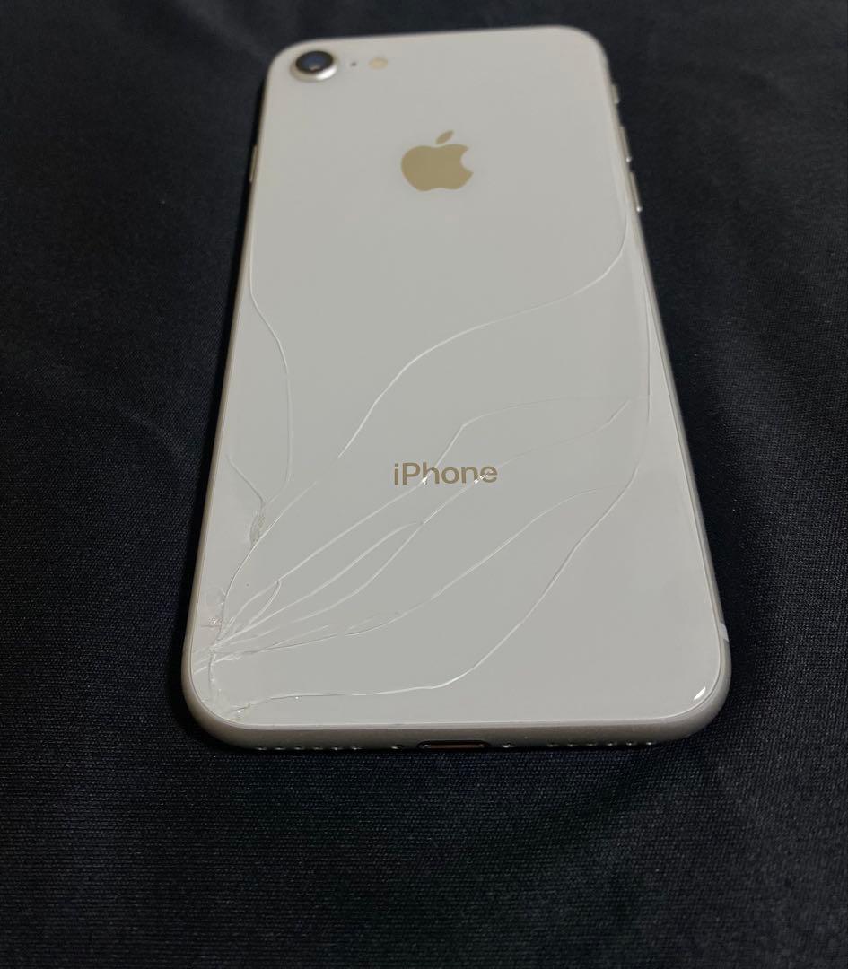 【SIMフリー】iPhone 8 64GB 白 背面割れ ジャンク 動作良好