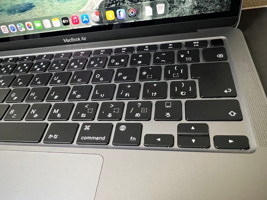 MacBook Air M1 16GB 256GB バッテリー99% 充電20回