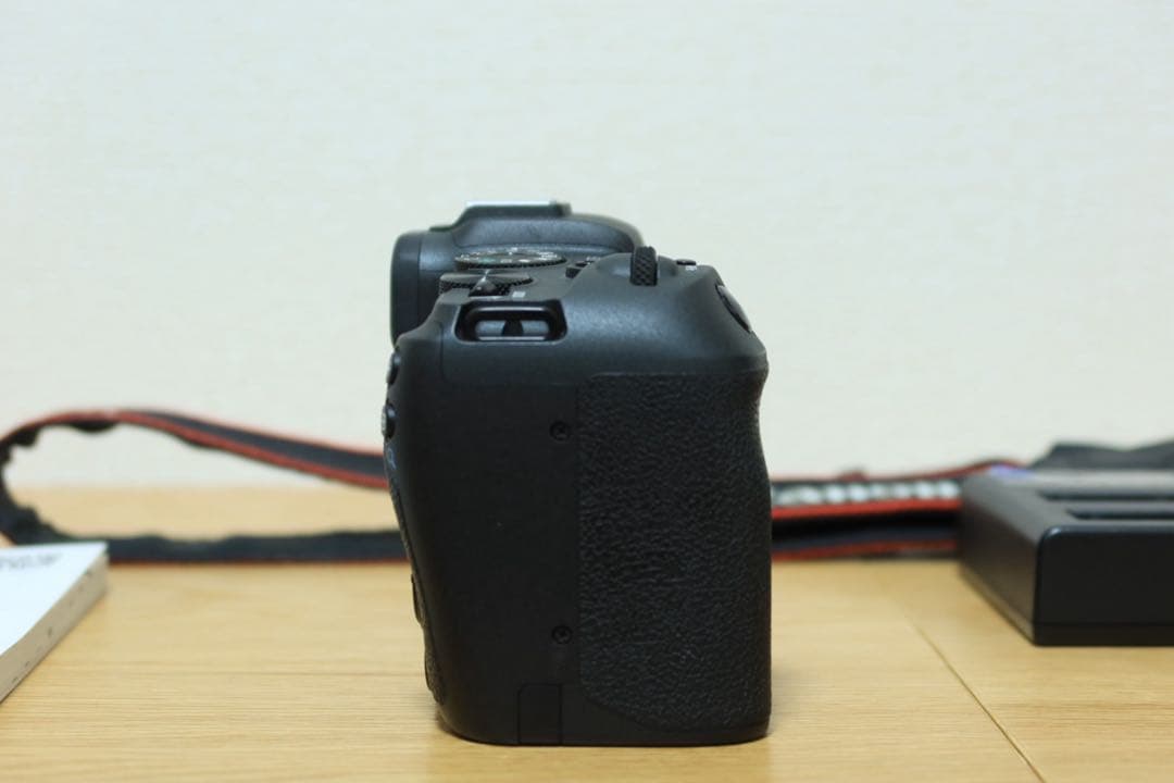 Canon EOS RP ボディ｜シャッター数1万枚以下