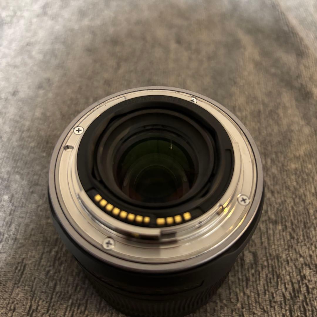 Canon RF 24-105mm f/4-7.1 IS STMレンズ