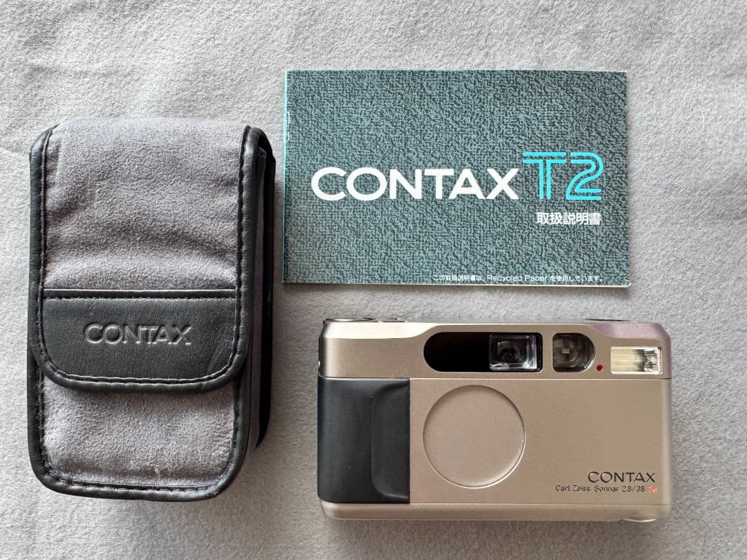 【美品】CONTAX T2 35mm コンパクトカメラ (Carl Zeiss)