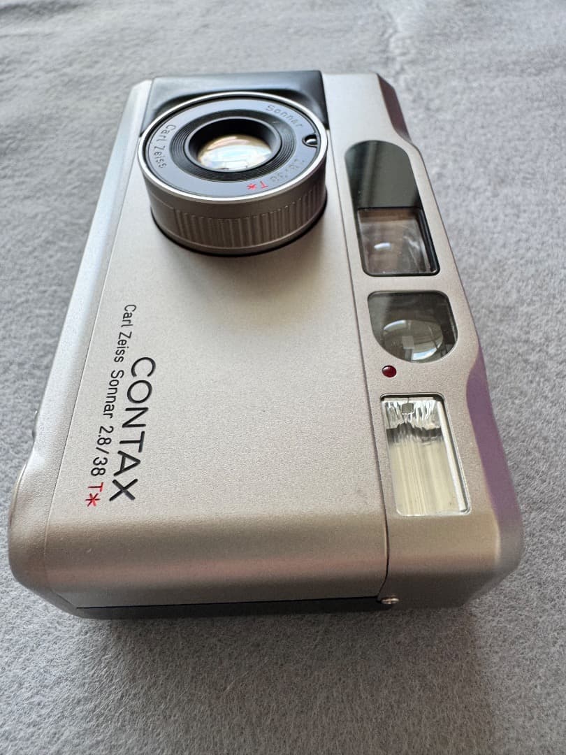 【美品】CONTAX T2 35mm コンパクトカメラ (Carl Zeiss)