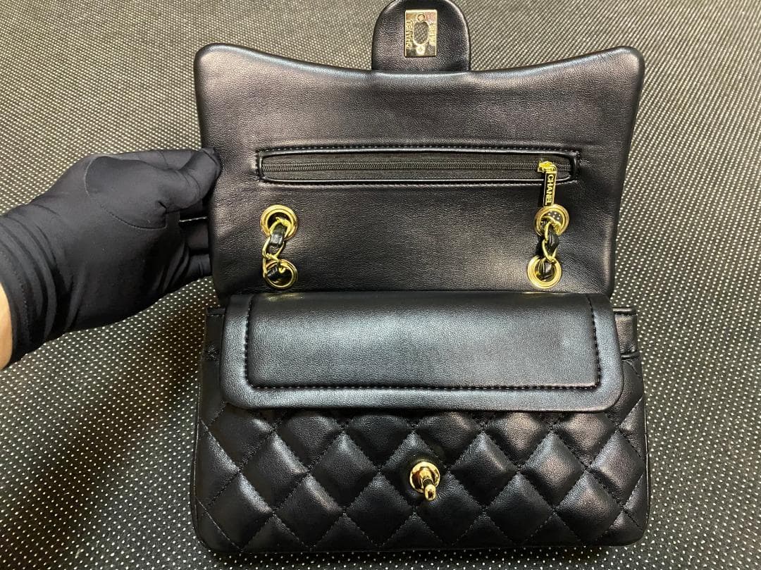 CHANEL ノベルティチェーンバック