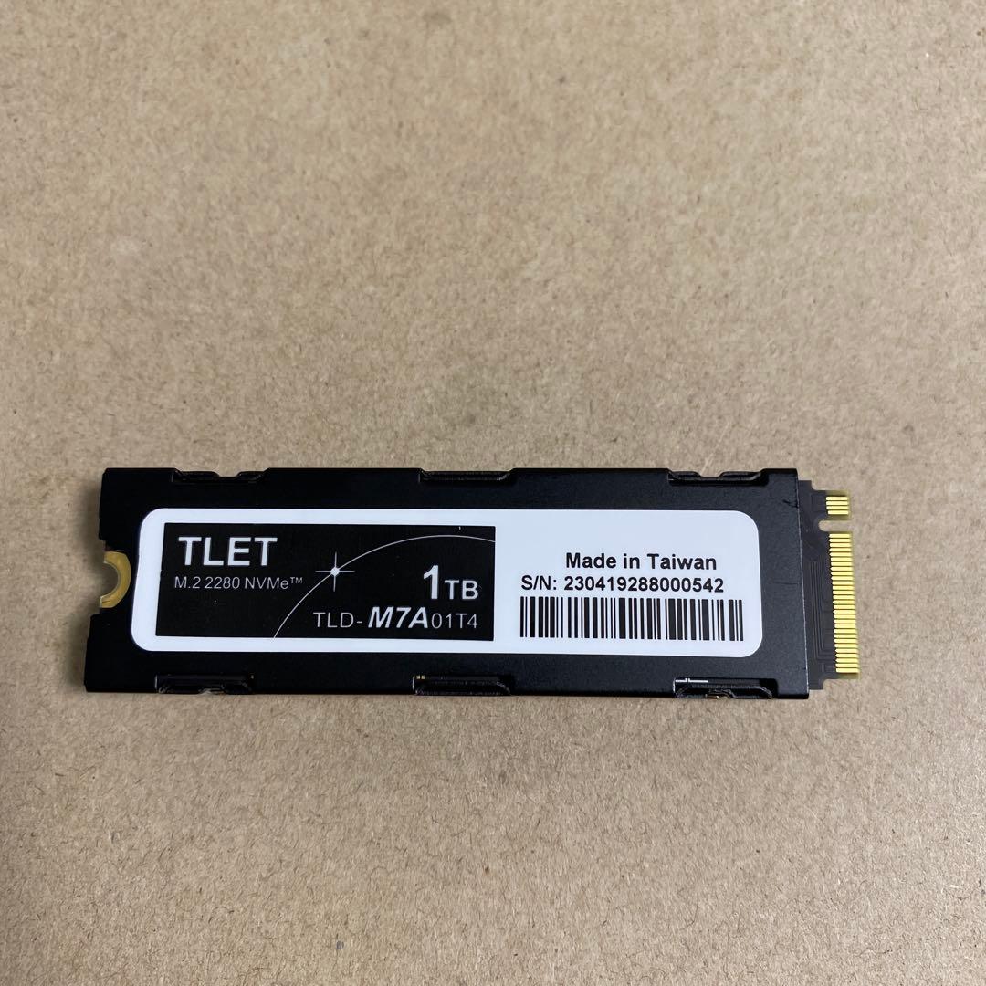ジャンク品　東芝エルイートレーディング TOSHIBA SSD 1TB