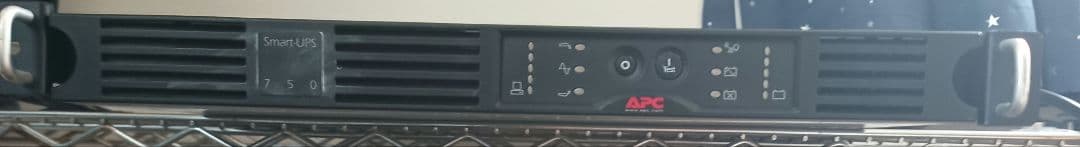 UPS(無停電電源装置) APC SmartUPS 750