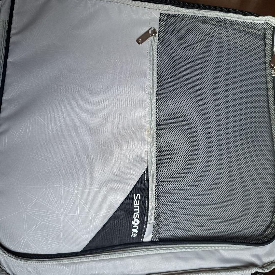 【極美品】Samsonite ビーライト4 35~40L 軽量キャリーケース4輪