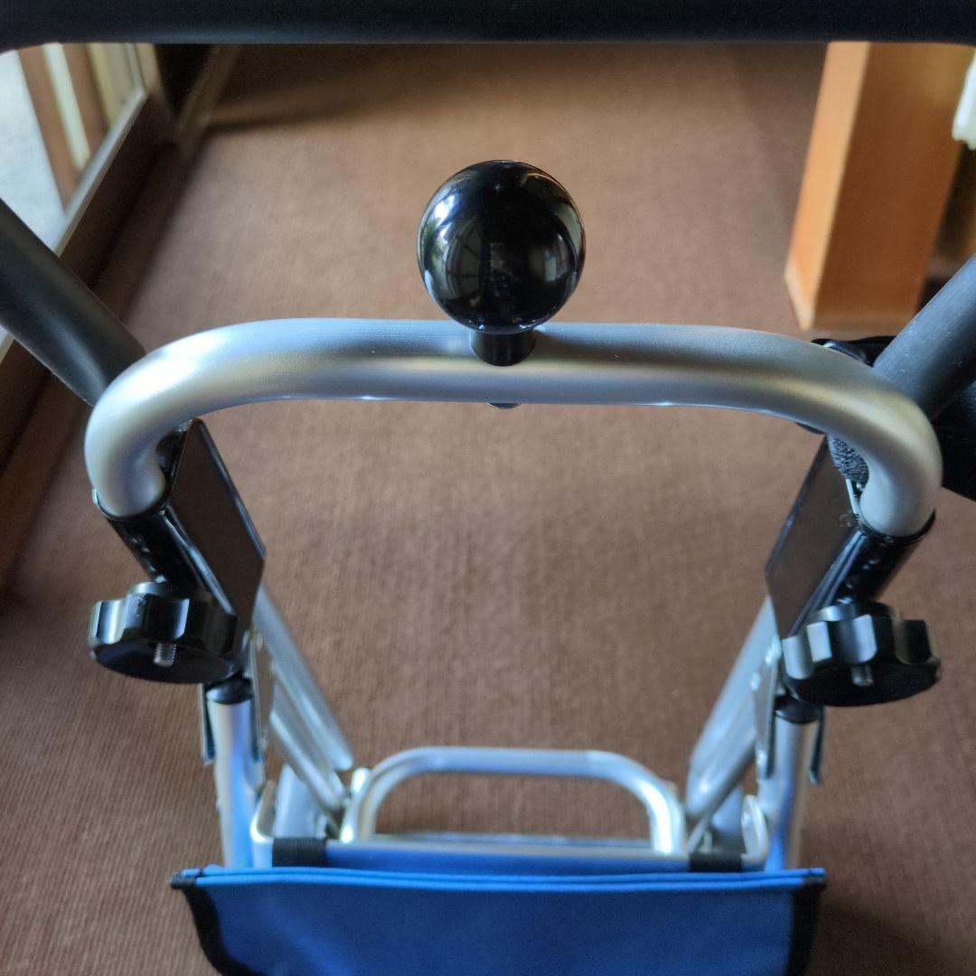 スワン歩行補助器具 コメットベーシック