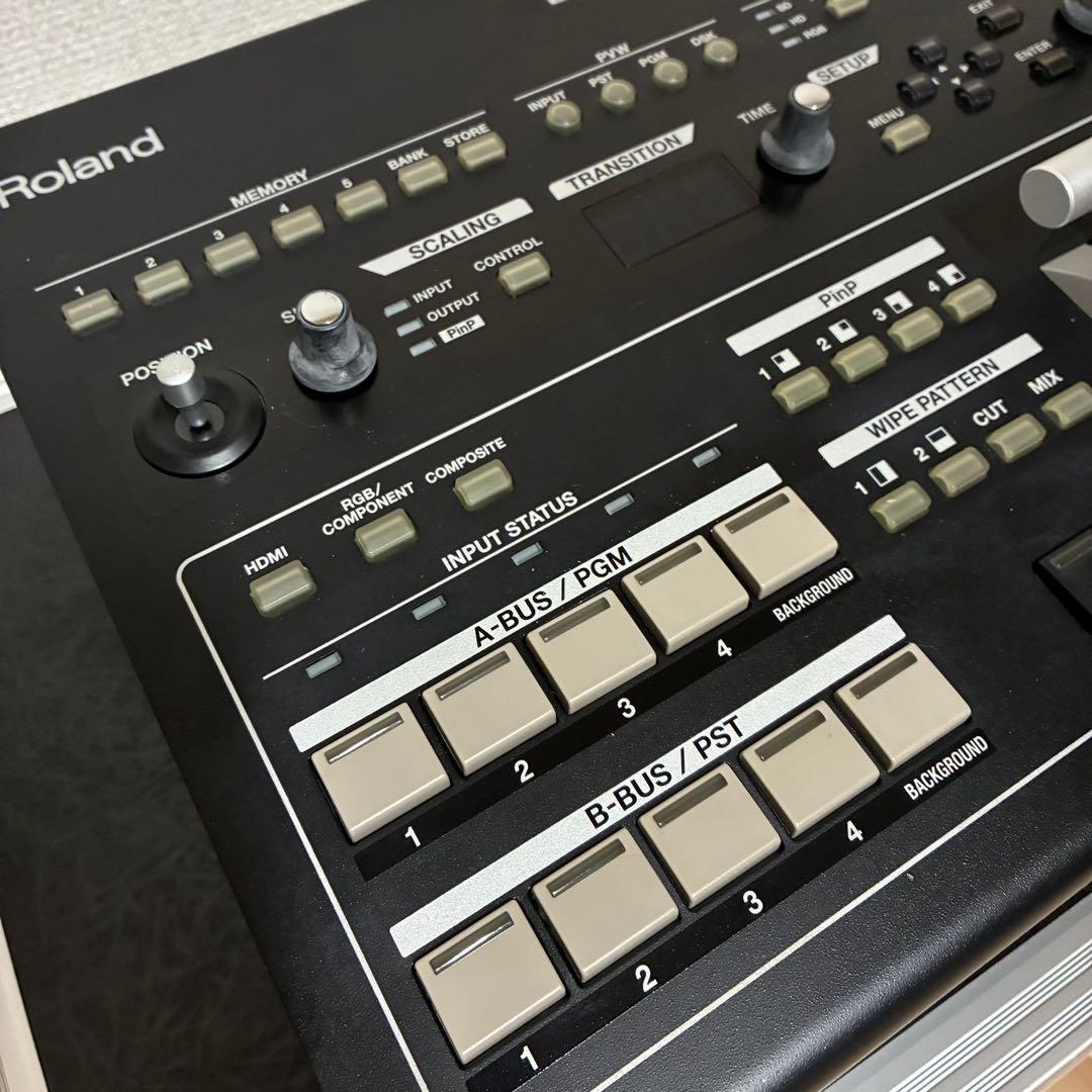 Roland V-40HD＋ハードケース【PVW OUT不具合】ジャンク品