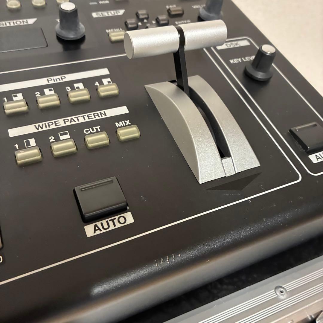 Roland V-40HD＋ハードケース【PVW OUT不具合】ジャンク品