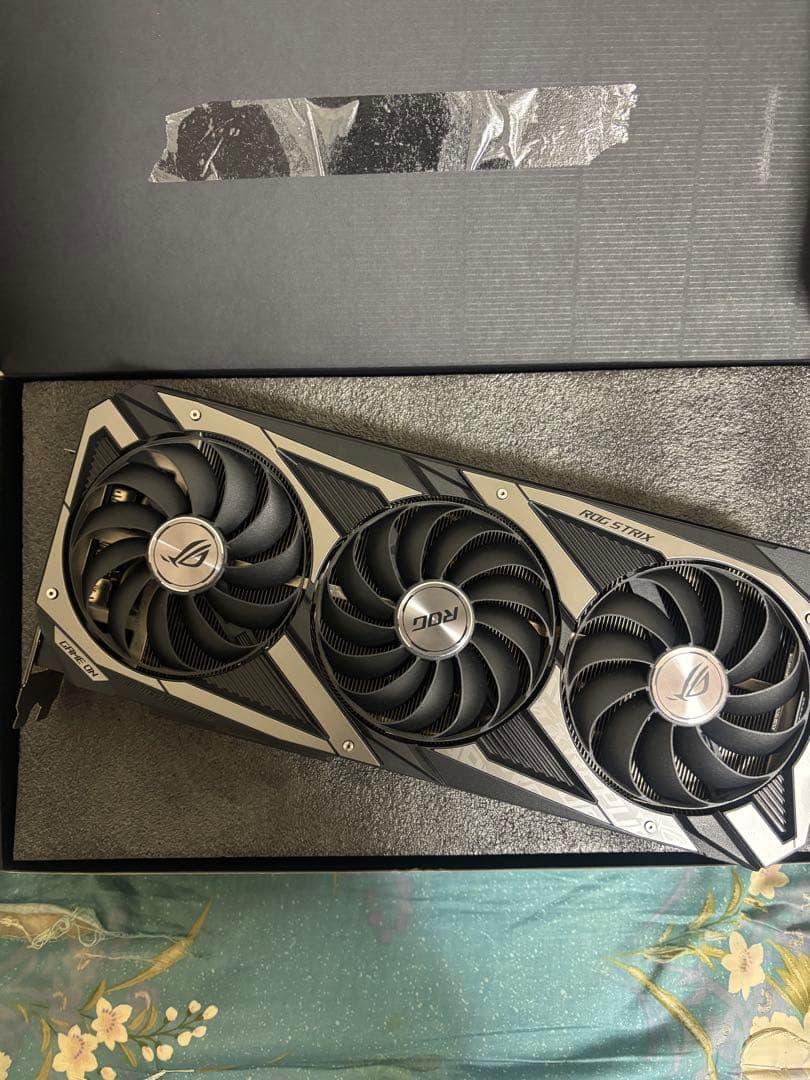 グラフィックボード・グラボ・ビデオカード ROG strix Gaming GeForce rtx 3080 10GB