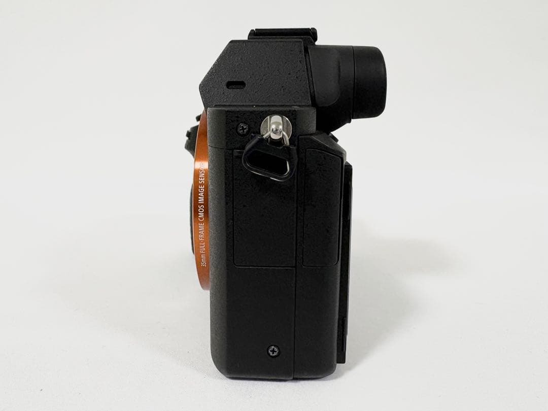 美品【SC:1,592】 SONY α7 II ILCE-7M2 28-70mm