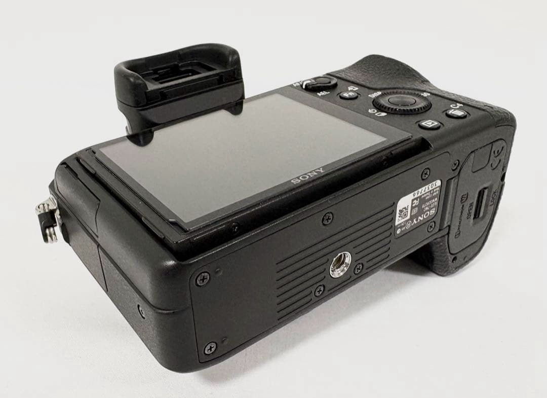 美品【SC:1,592】 SONY α7 II ILCE-7M2 28-70mm