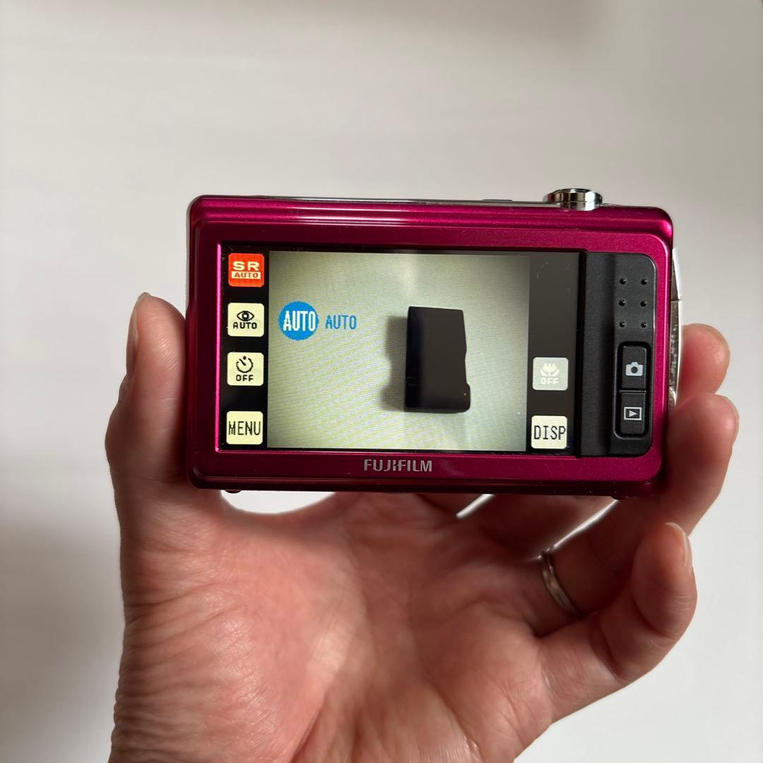 Fujifilm FinePix Z ピンク