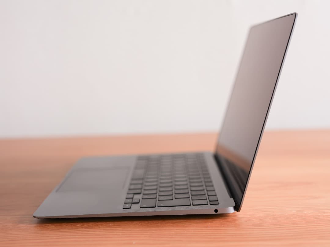 MacBook Air M1 本体